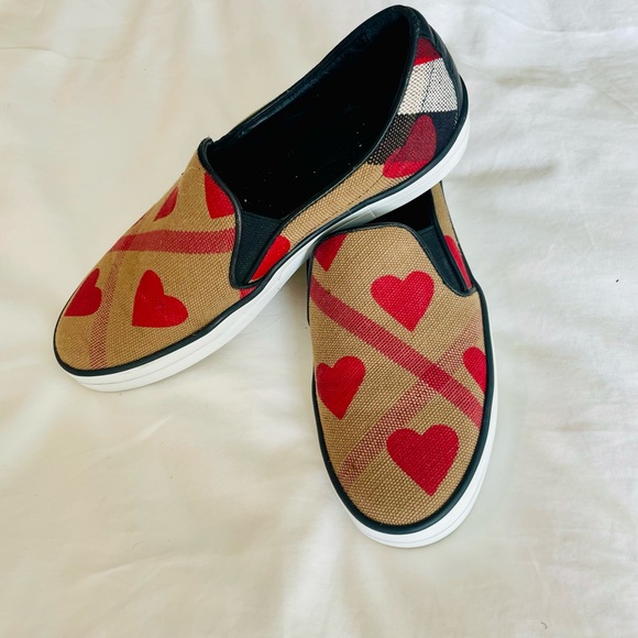 Burberry Check & Heart Print Slip On Sneakers - Picture 1 of 11